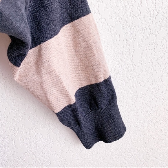 F21 MEN Striped V Neck Sweater - Picture 4 of 4